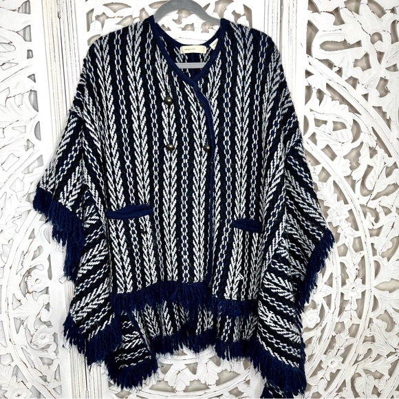 Anthropologie Sweaters - Anthropologie Sleeping on Snow Blue Knit Poncho
